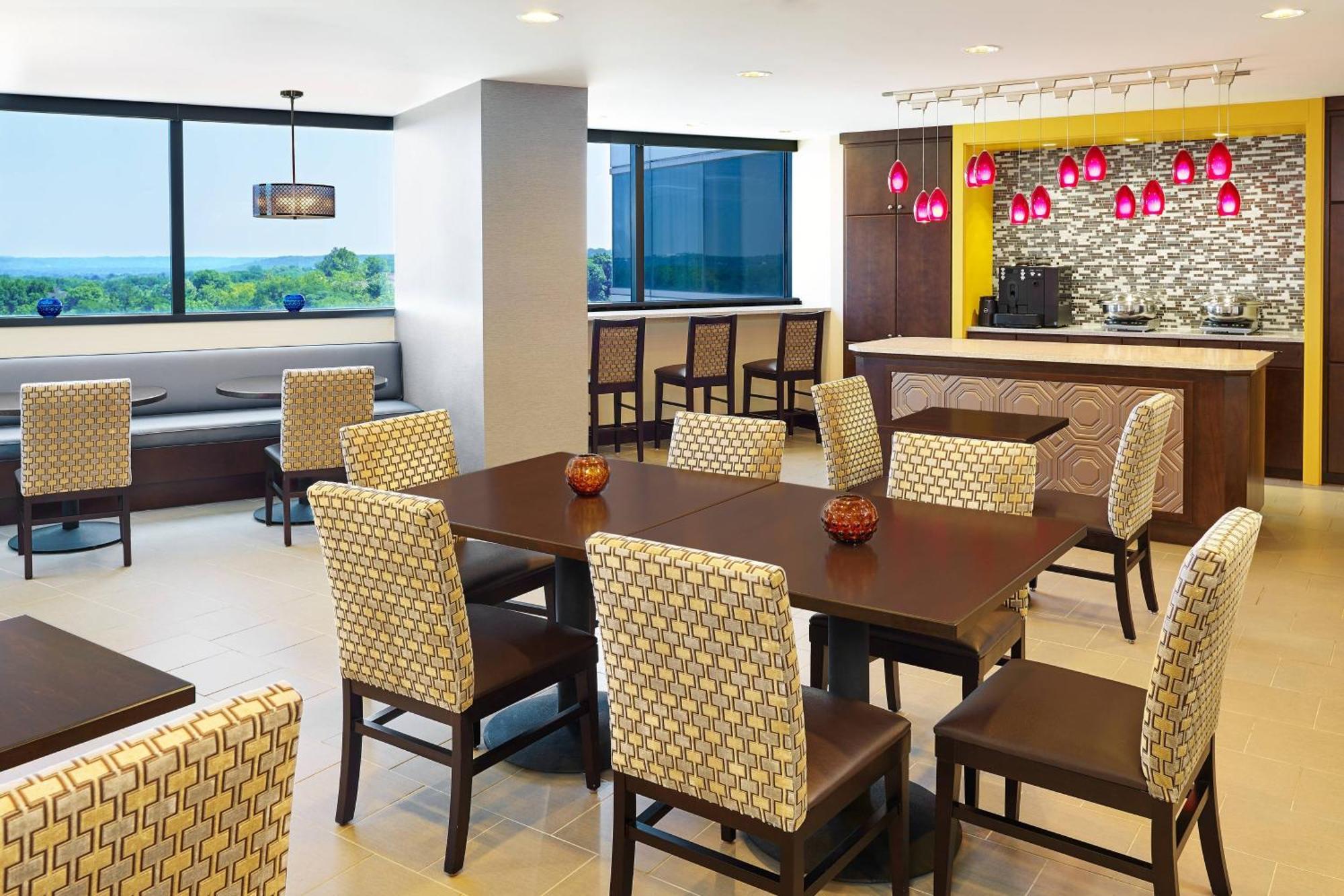 Sheraton Baltimore North Таусон Экстерьер фото